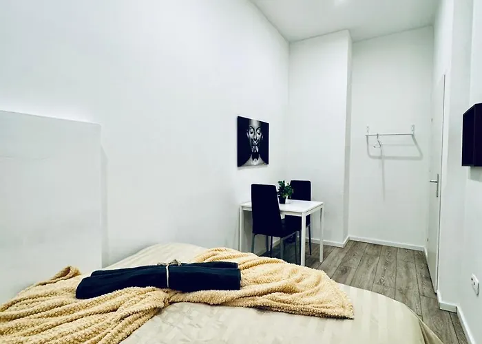 Private In Affordable 5-bedroom Apartment