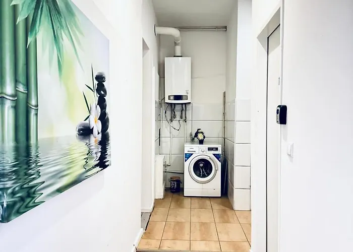 Private In Affordable 5-bedroom Apartment